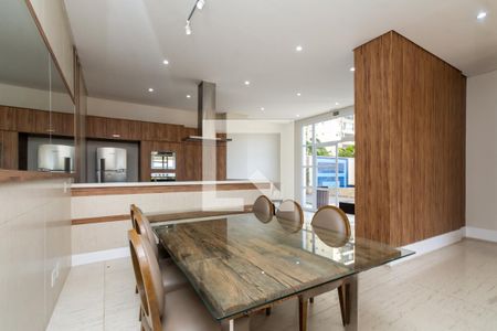 Apartamento à venda com 68m², 2 quartos e 1 vaga Apartamento à venda com 68m², 2 quartos e 1 vagaEspaço Gourmet