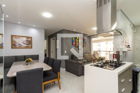 Sala de apartamento à venda com 2 quartos, 68m² em Picanço, Guarulhos