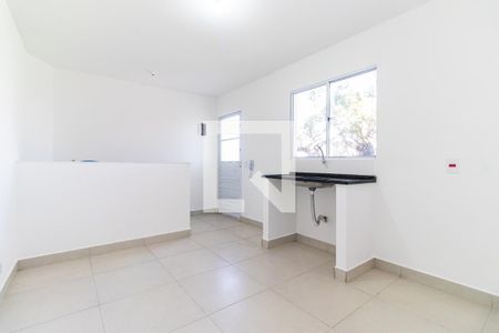 Cozinha de kitnet/studio para alugar com 1 quarto, 31m² em Jardim Alfredo, São Paulo