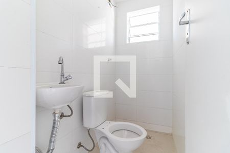 Banheiro de kitnet/studio para alugar com 1 quarto, 31m² em Jardim Alfredo, São Paulo