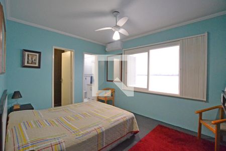 Suíte de casa à venda com 3 quartos, 248m² em Medianeira, Porto Alegre