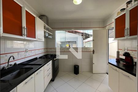 Casa à venda com 248m², 3 quartos e 4 vagasCozinha