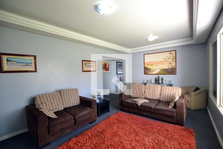 Sala de casa à venda com 3 quartos, 248m² em Medianeira, Porto Alegre