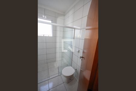 Casa à venda com 280m², 3 quartos e 2 vagas Casa à venda com 280m², 3 quartos e 2 vagasBanheiro