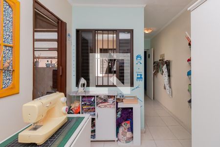 Casa à venda com 140m², 2 quartos e 1 vaga Casa à venda com 140m², 2 quartos e 1 vagaCorredor