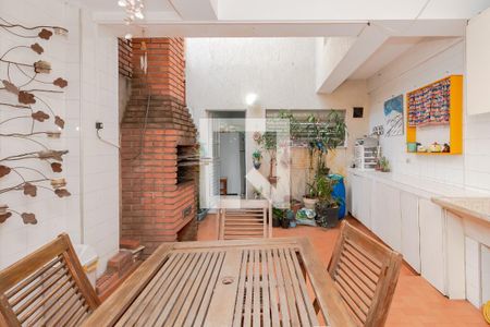 Casa à venda com 140m², 2 quartos e 1 vaga Casa à venda com 140m², 2 quartos e 1 vagaÁrea de Serviço