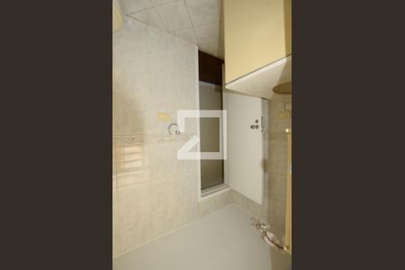 Apartamento à venda com 81m², 3 quartos e 2 vagasBanheiro Social