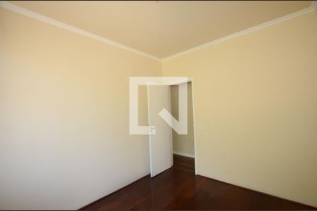 Apartamento à venda com 81m², 3 quartos e 2 vagasQuarto 3