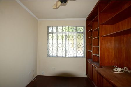 Apartamento à venda com 81m², 3 quartos e 2 vagasQuarto 2