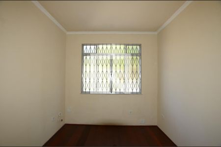 Apartamento à venda com 81m², 3 quartos e 2 vagasQuarto 3