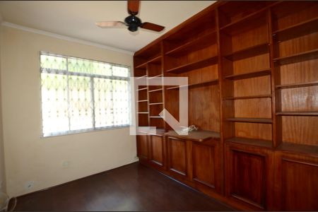 Apartamento à venda com 81m², 3 quartos e 2 vagasQuarto 2