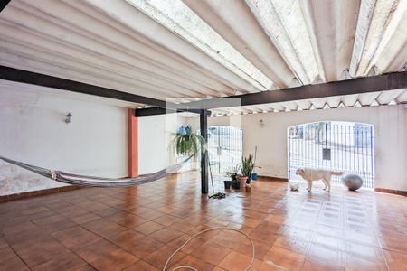 Casa à venda com 216m², 4 quartos e 4 vagasGaragem