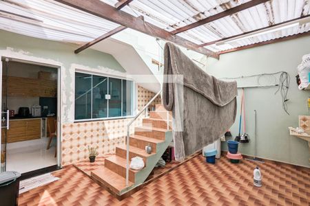 Casa à venda com 216m², 4 quartos e 4 vagasÁrea de serviço