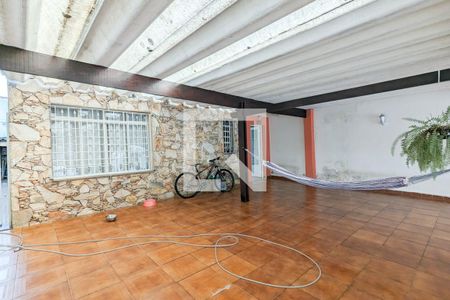 Casa à venda com 216m², 4 quartos e 4 vagasGaragem