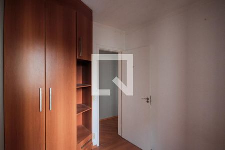 Quarto 1 de apartamento para alugar com 2 quartos, 50m² em Vila Firmiano Pinto, São Paulo