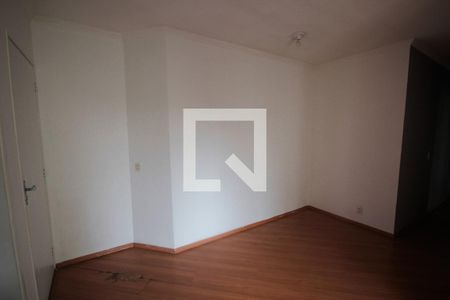 Sala de apartamento para alugar com 2 quartos, 50m² em Vila Firmiano Pinto, São Paulo