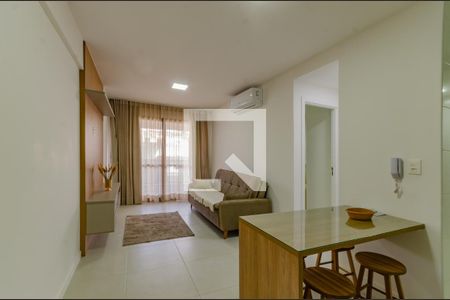 Sala de apartamento para alugar com 1 quarto, 48m² em Barra, Salvador