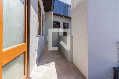 Apartamento à venda com 225m², 4 quartos e 1 vagaSacada