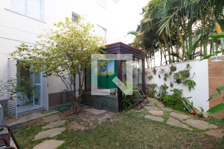 Apartamento à venda com 234m², 3 quartos e 2 vagasQuintal