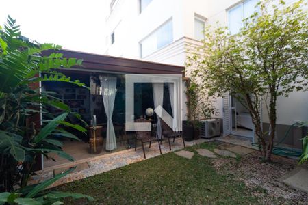 Apartamento à venda com 234m², 3 quartos e 2 vagasQuintal
