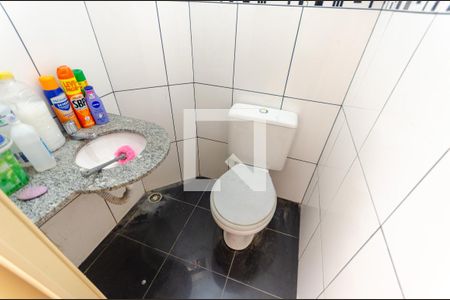 Casa para alugar com 200m², 4 quartos e 2 vagas Casa para alugar com 200m², 4 quartos e 2 vagasLavabo