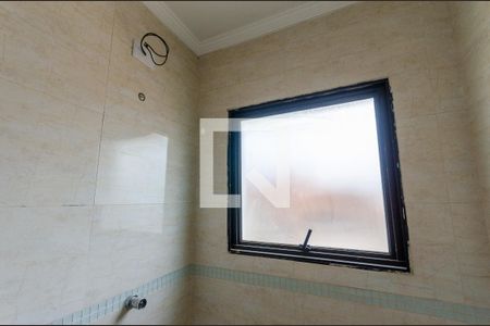 Casa para alugar com 200m², 4 quartos e 2 vagas Casa para alugar com 200m², 4 quartos e 2 vagasBanheiro 1