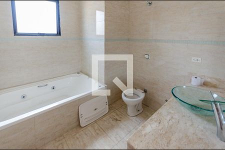 Casa para alugar com 200m², 4 quartos e 2 vagas Casa para alugar com 200m², 4 quartos e 2 vagasSuíte 1