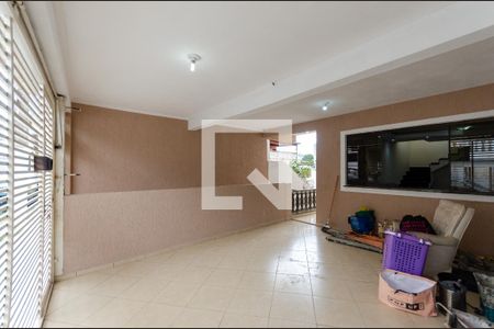 Casa para alugar com 200m², 4 quartos e 2 vagas Casa para alugar com 200m², 4 quartos e 2 vagasGaragem