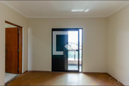 Casa para alugar com 200m², 4 quartos e 2 vagas Casa para alugar com 200m², 4 quartos e 2 vagasSuíte 2