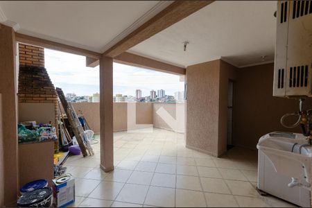 Casa para alugar com 200m², 4 quartos e 2 vagas Casa para alugar com 200m², 4 quartos e 2 vagasÁrea de Serviço