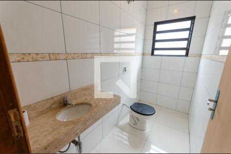 Casa para alugar com 200m², 4 quartos e 2 vagas Casa para alugar com 200m², 4 quartos e 2 vagasBanheiro 2