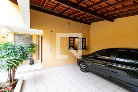Casa à venda com 157m², 4 quartos e 2 vagas Casa à venda com 157m², 4 quartos e 2 vagasGaragem