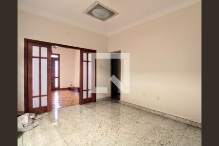 Sala de casa à venda com 3 quartos, 203m² em Nova Granada, Belo Horizonte