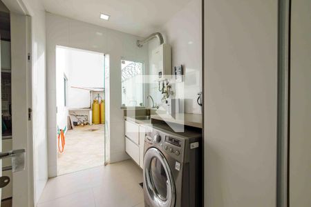 Casa de condomínio à venda com 350m², 4 quartos e 2 vagasÁrea de Serviço