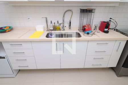 Apartamento à venda com 130m², 4 quartos e 1 vagaCozinha - Armários