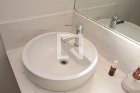 Apartamento à venda com 130m², 4 quartos e 1 vagaBanheiro da Suíte - Torneira 2