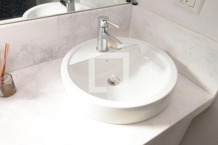 Apartamento à venda com 130m², 4 quartos e 1 vagaBanheiro da Suíte - Torneira 1