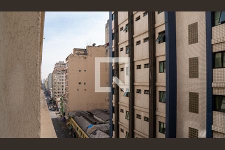 Vista  de apartamento à venda com 2 quartos, 40m² em Santa Ifigênia, São Paulo