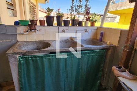 Casa à venda com 300m², 4 quartos e 4 vagas Casa à venda com 300m², 4 quartos e 4 vagasÁrea de Serviço