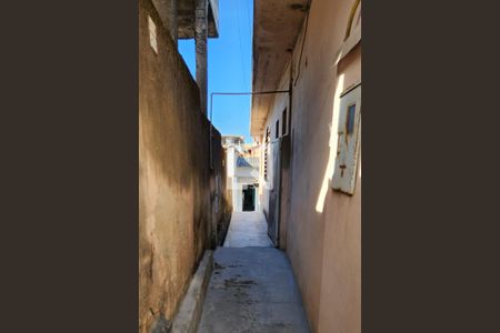 Casa à venda com 300m², 4 quartos e 4 vagas Casa à venda com 300m², 4 quartos e 4 vagasCorredor Externo