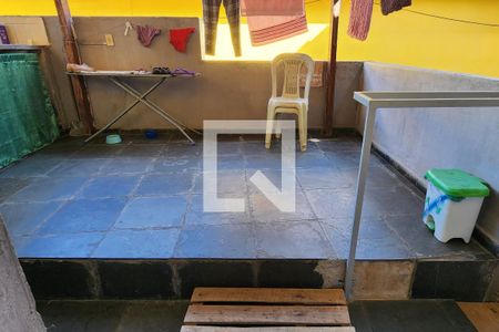 Casa à venda com 300m², 4 quartos e 4 vagas Casa à venda com 300m², 4 quartos e 4 vagasÁrea de Serviço