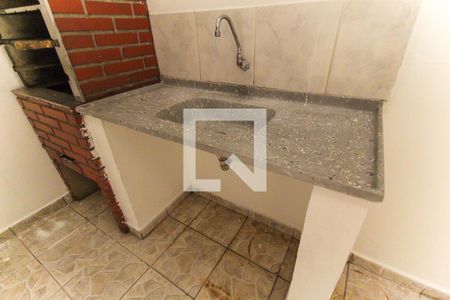 Casa à venda com 80m², 3 quartos e 2 vagasÁrea de serviço