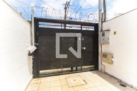 Casa à venda com 80m², 3 quartos e 2 vagasQuintal