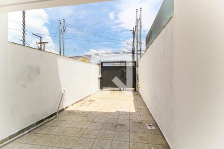 Casa à venda com 80m², 3 quartos e 2 vagasQuintal