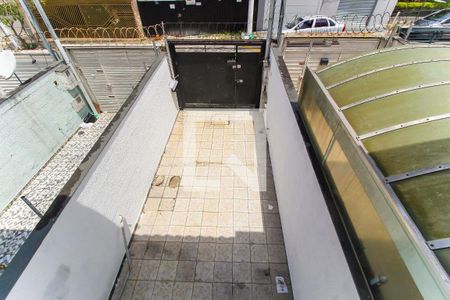 Casa à venda com 80m², 3 quartos e 2 vagasVista da Sacada