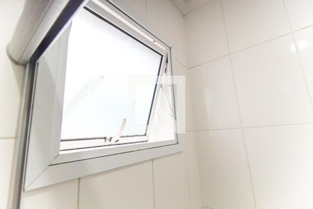 Casa à venda com 80m², 3 quartos e 2 vagasBanheiro 2