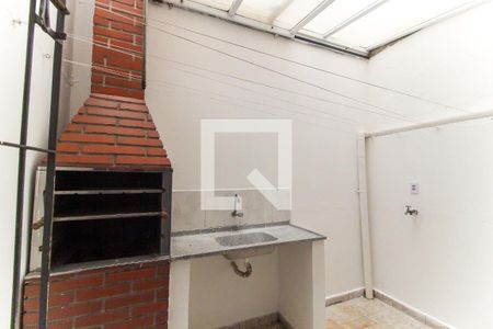 Casa à venda com 80m², 3 quartos e 2 vagasÁrea de serviço