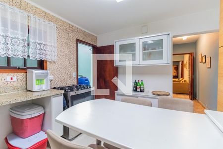 Casa à venda com 117m², 3 quartos e 2 vagasCozinha