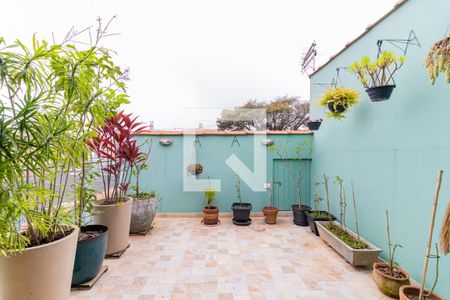 Casa à venda com 117m², 3 quartos e 2 vagasVaranda