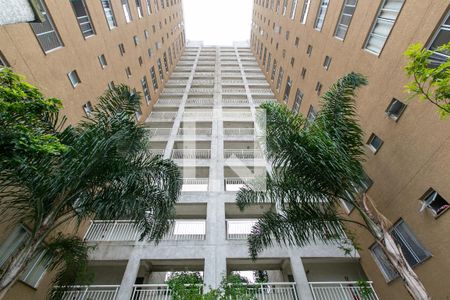 Apartamento à venda com 27m², 1 quarto e sem vaga Apartamento à venda com 27m², 1 quarto e sem vagaFachada